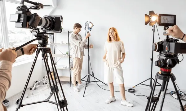 玩物社区 - 拍摄幕后